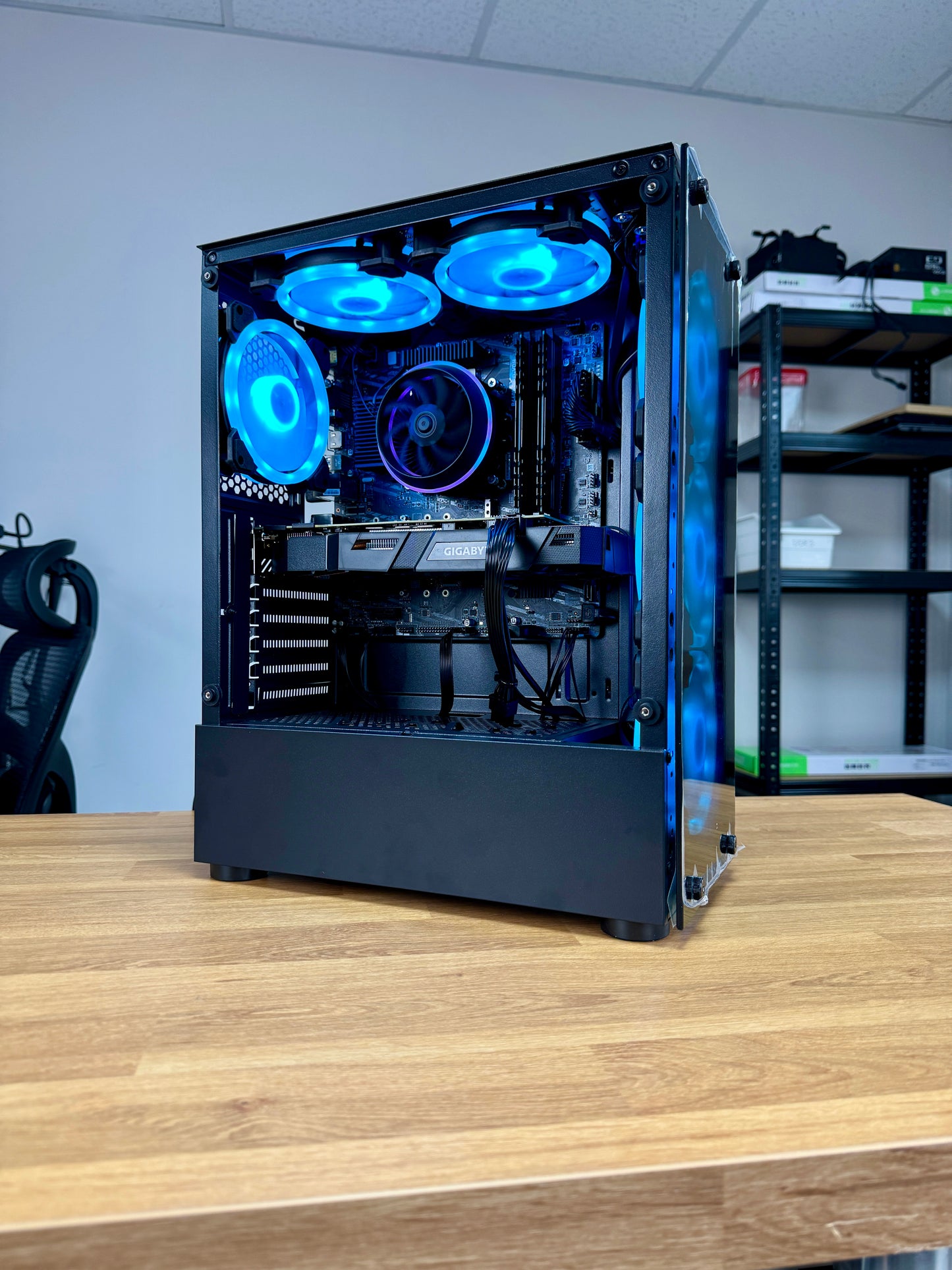 Intel i5 10400F + GTX 1070 Ti